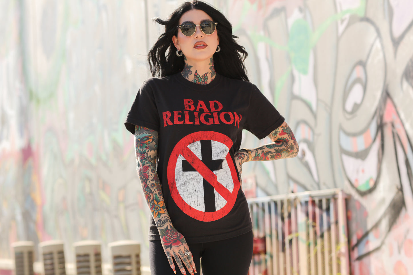 Distressed Big Crossbuster T-Shirt (Black)